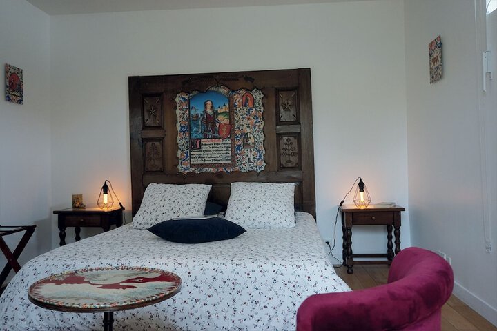 Room 5 of 25