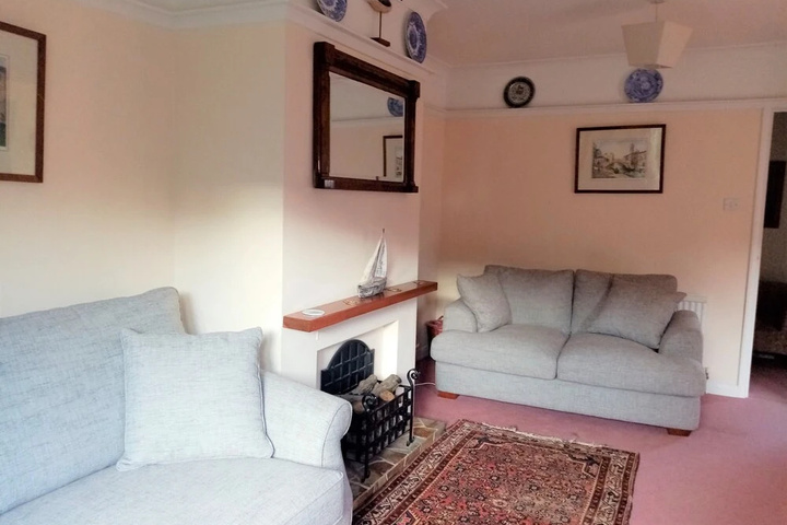 Room 4 of 4