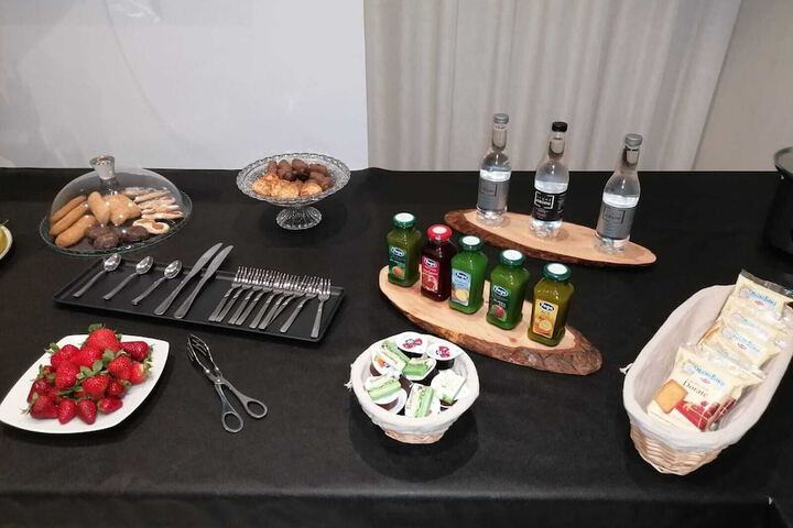 Breakfast/Coffee Service 67 of 89