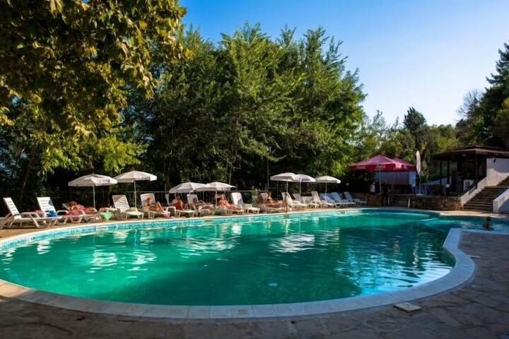 Hotel Pool