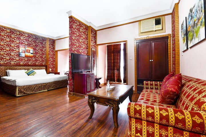 Room 16 of 31