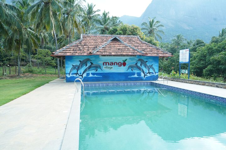 Pool 13 of 15