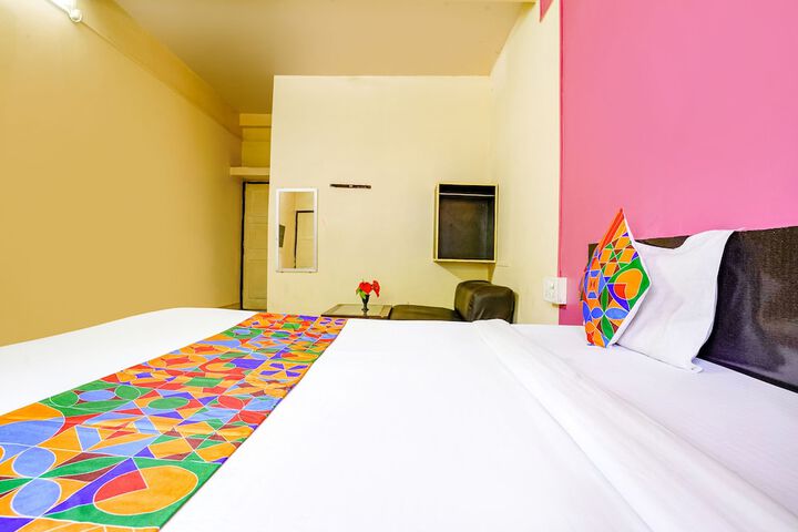 Room 22 of 28