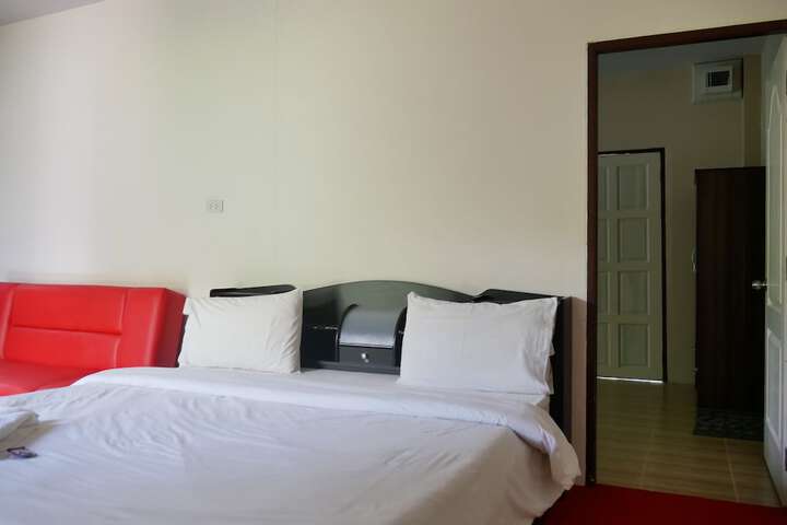 Room 16 of 63