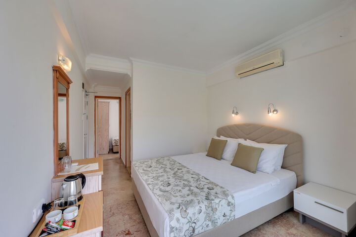 Room 16 of 41
