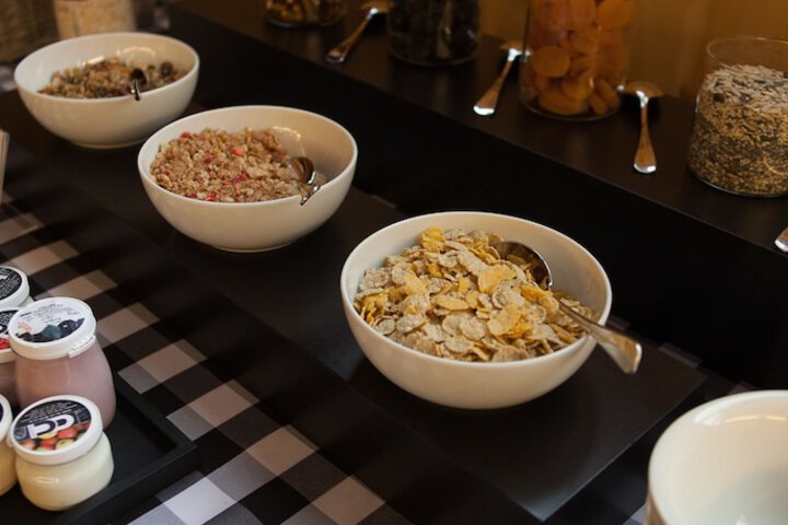 Breakfast/Coffee Service 44 of 77