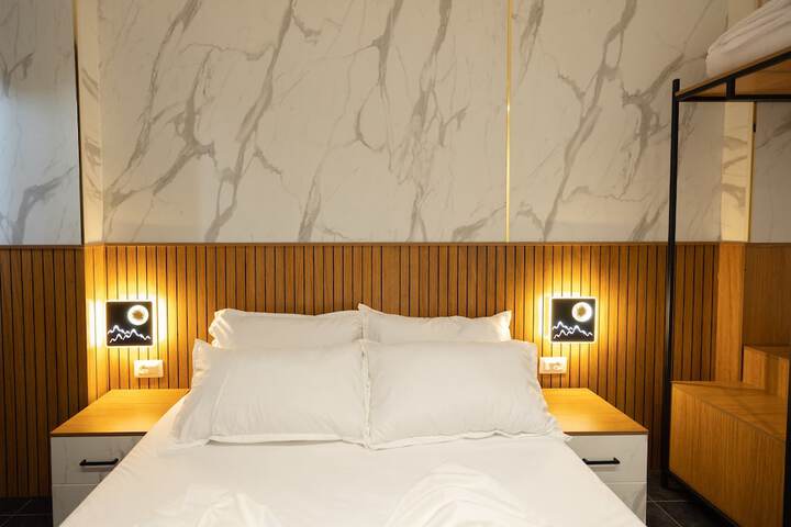 Room 10 of 50
