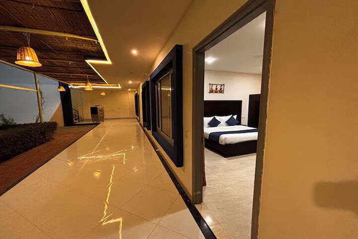 Room 5 of 38