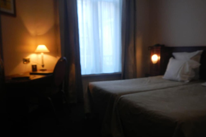 Room 8 of 39