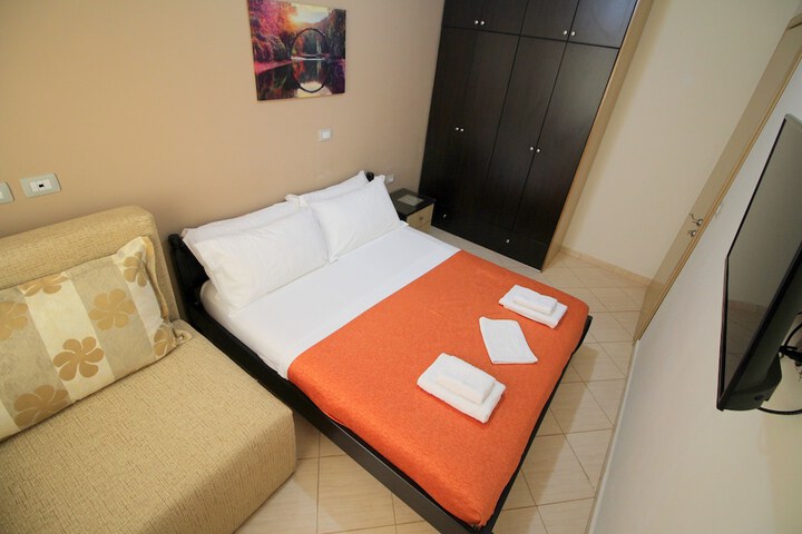 Room 35 of 58