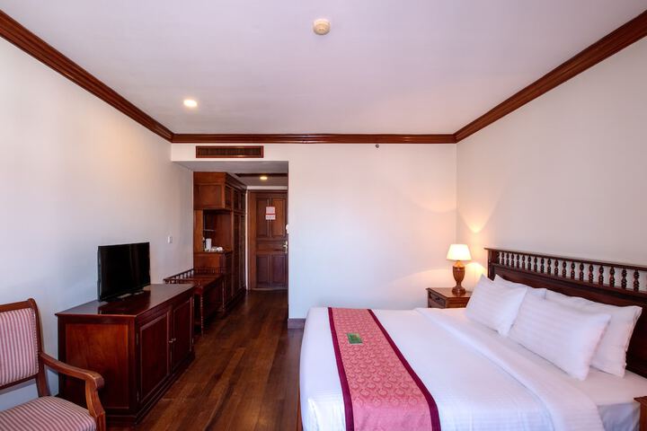 Room 26 of 75