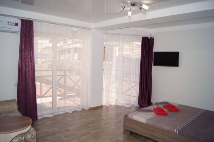 Room 14 of 34