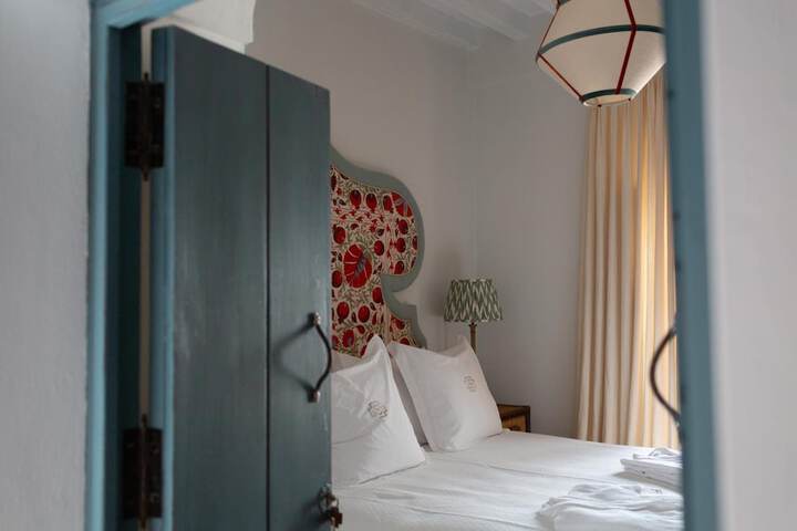 Room 17 of 43