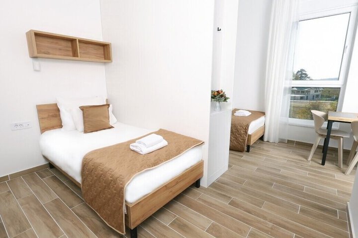 Room 15 of 71