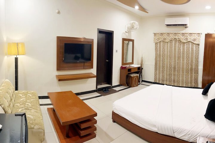 Room 51 of 67