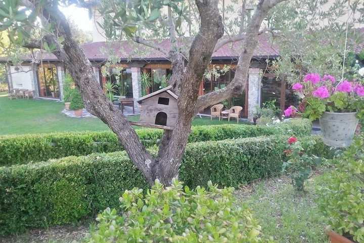 Hotel Exterior 17 of 22
