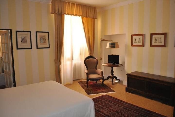 Room 15 of 65