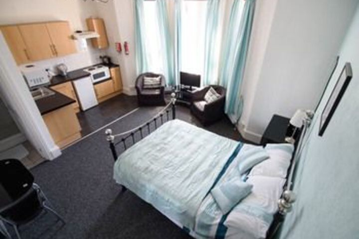 Room 9 of 36