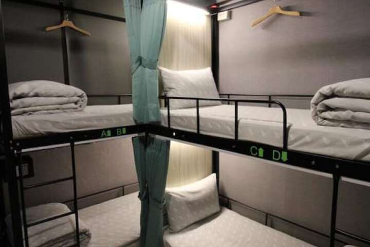 Room 10 of 23
