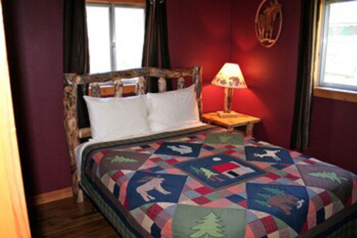 Room 9 of 10