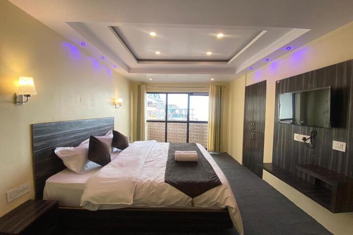 HOTEL AMAIRA