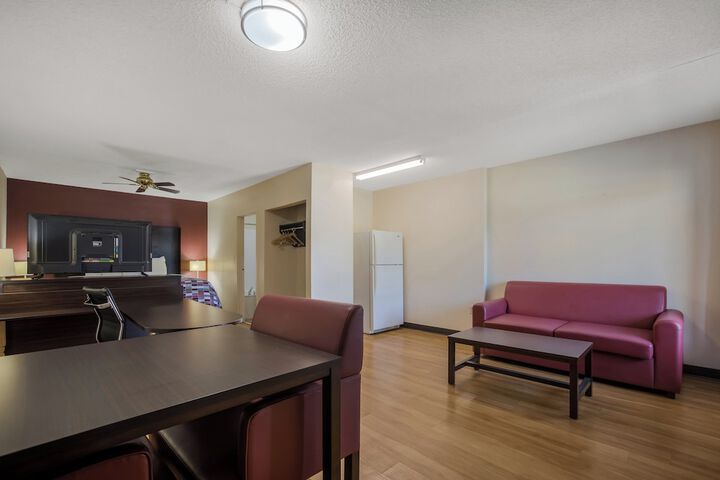 Room 9 of 41