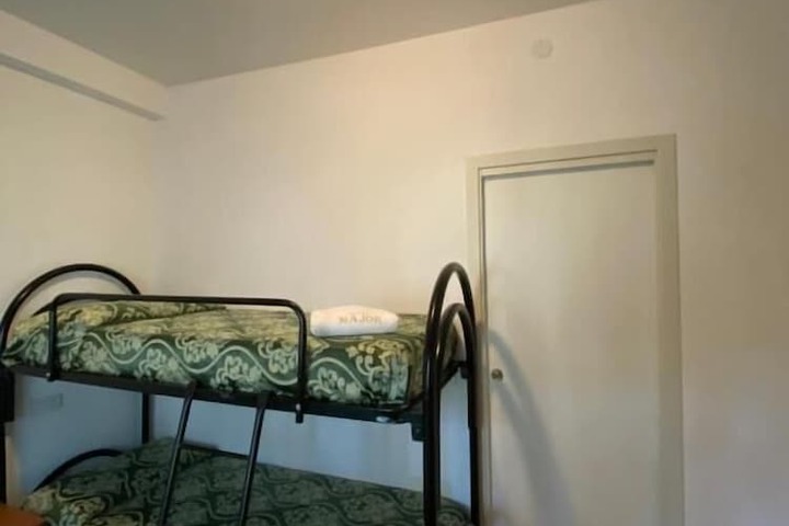 Room 10 of 54