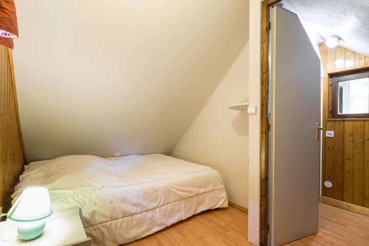 Room 10 of 88