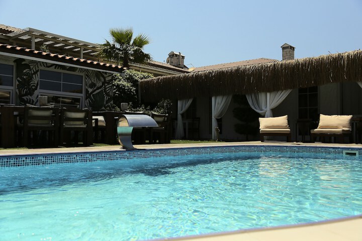 Pool 34 of 43