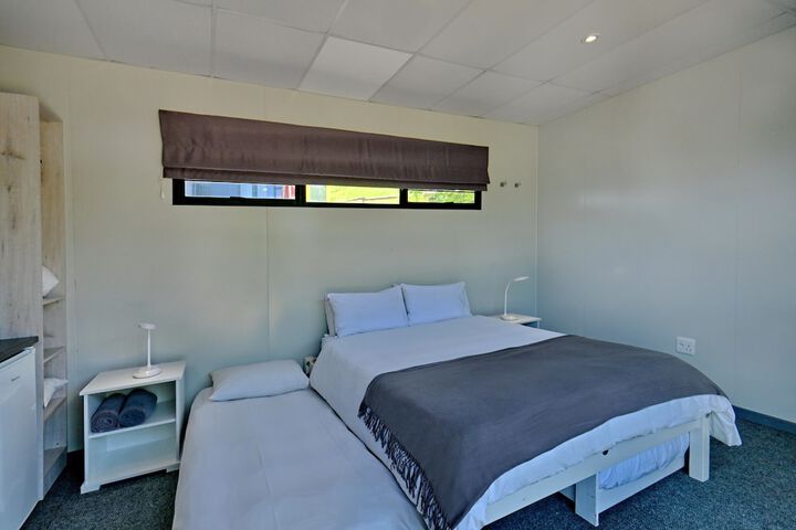 Room 9 of 34