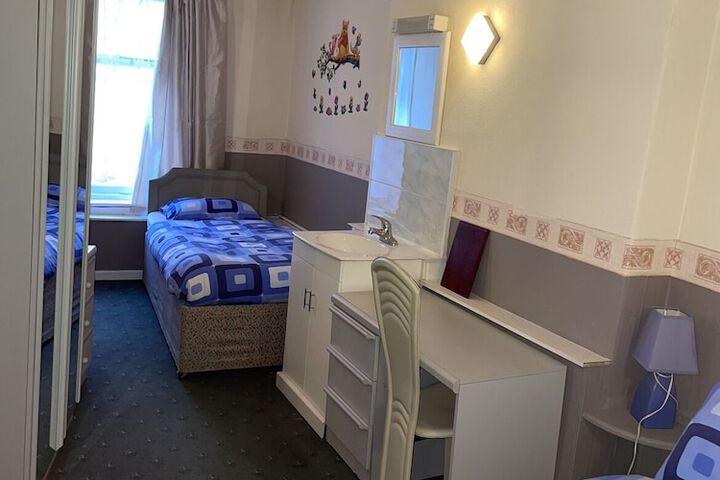 Room 9 of 51