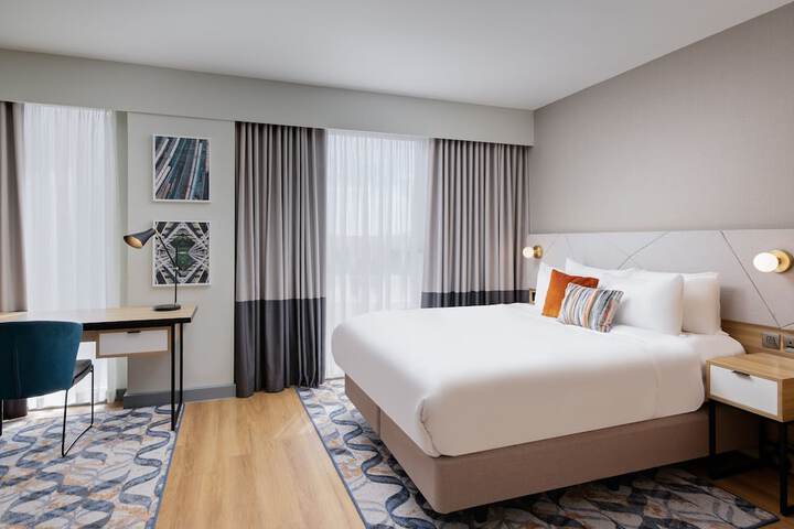 Room 14 of 62