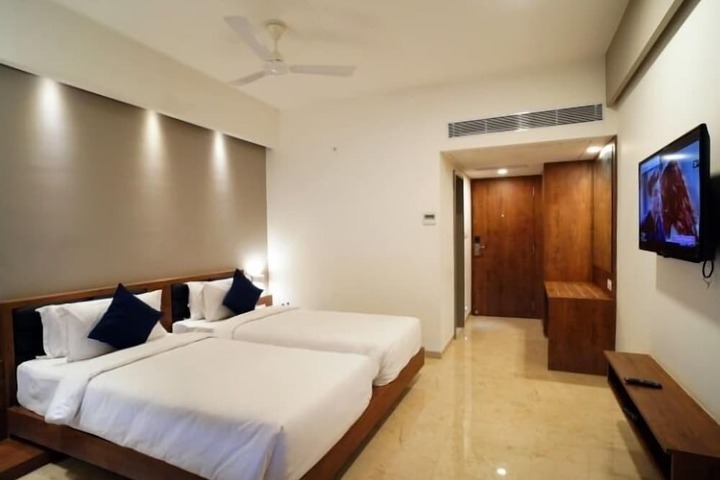 Room 19 of 32
