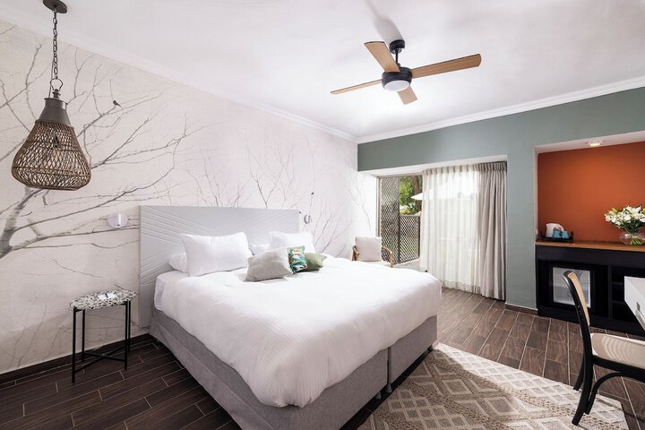 Room 20 of 64
