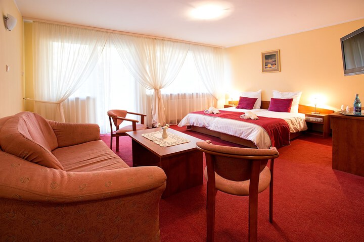 Room 5 of 26
