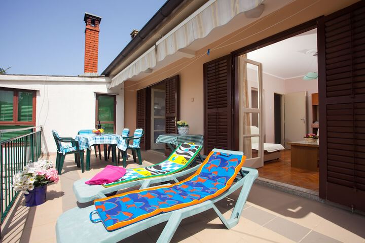 Terrace/Patio 72 of 127