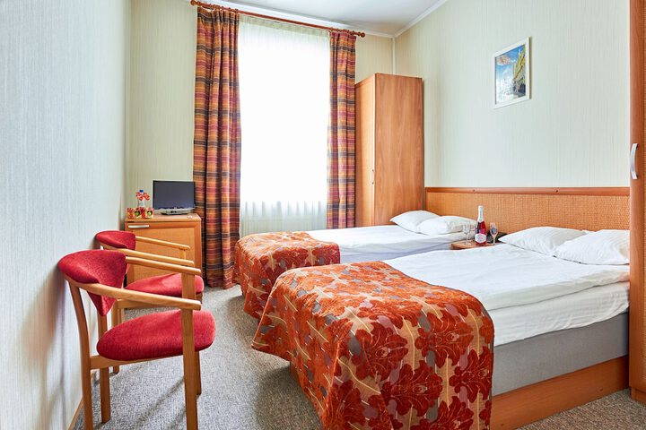 Room 27 of 113