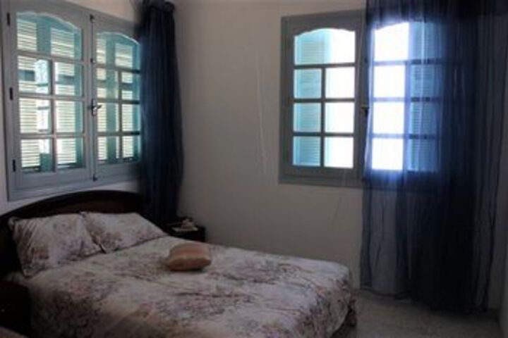 Room 8 of 19