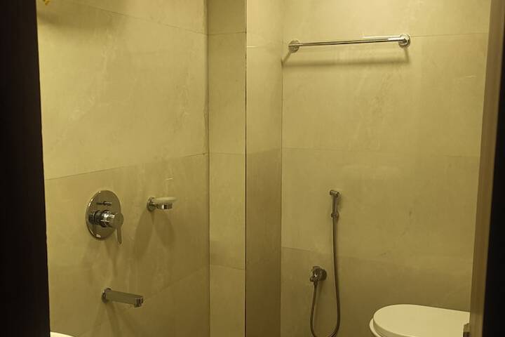 Room 61 of 81