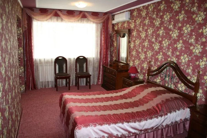 Room 7 of 15