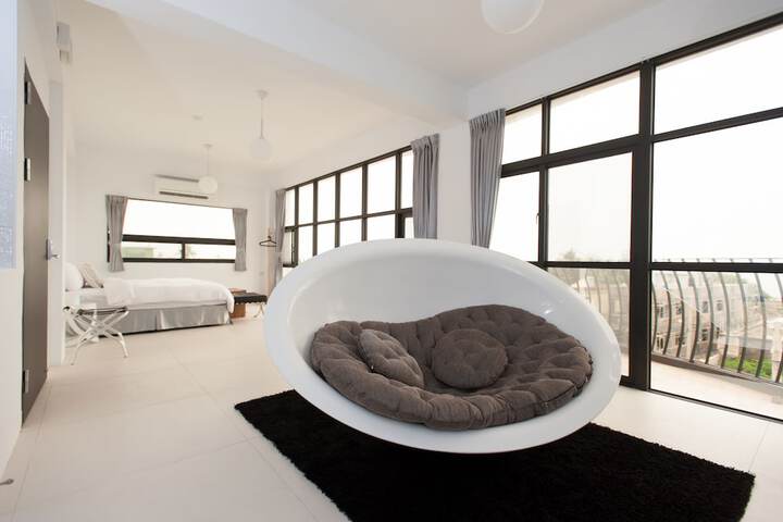 Room 28 of 56