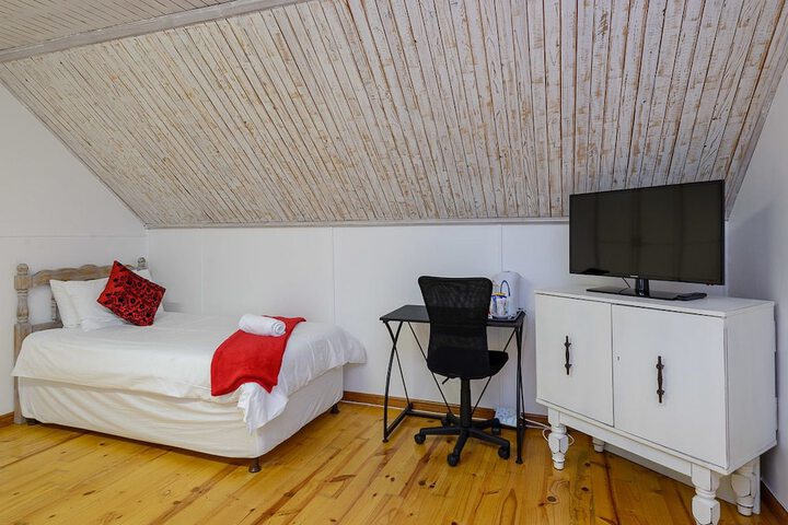 Room 26 of 54