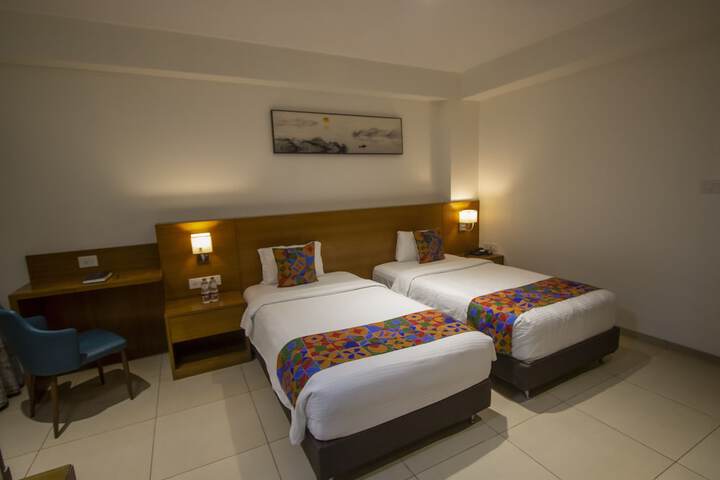 Room 11 of 23