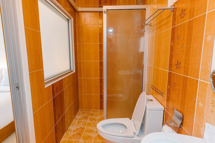 Room 49 of 80