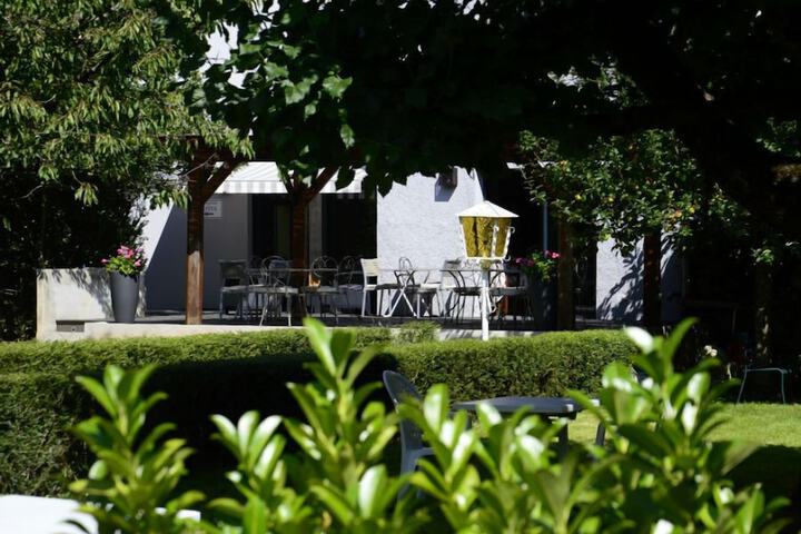 Hotel Exterior 54 of 67