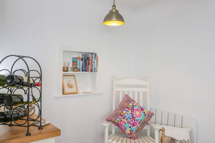 Room 5 of 24
