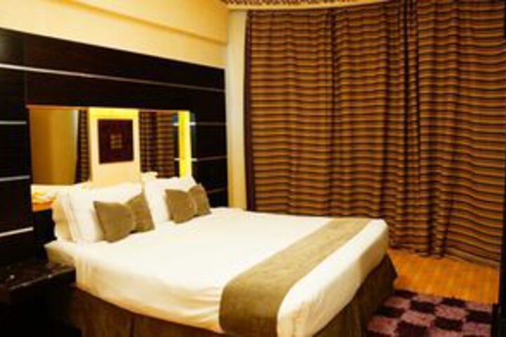 Room 18 of 39