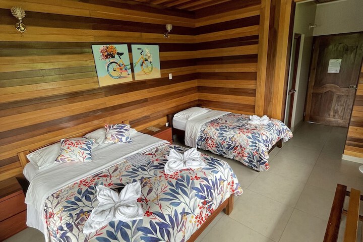 Room 21 of 90