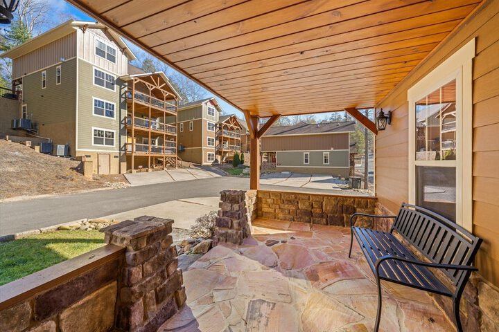 Property Grounds 61 of 82