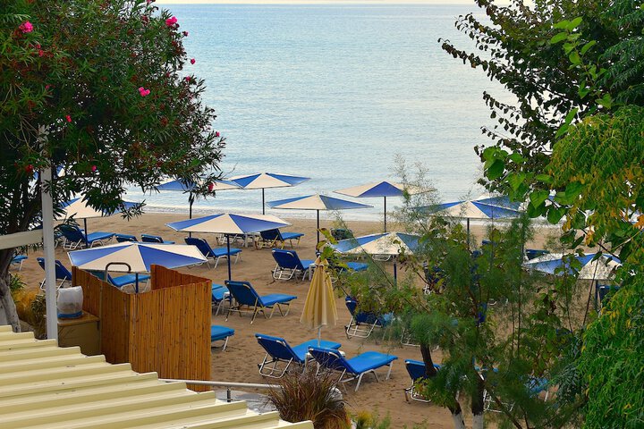 Hotel View 66 of 72